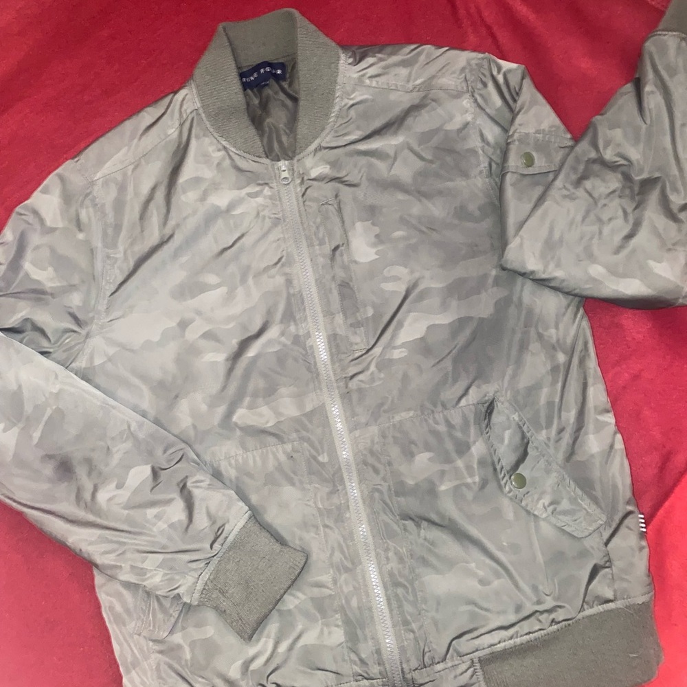 Five Four Men’s Bomber Jacket M – Tonal Camo Olive Green Nylon Lightweight